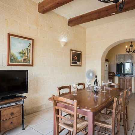 Valley View - Holiday Farmhouse With Private Pool Nadur Exteriér fotografie